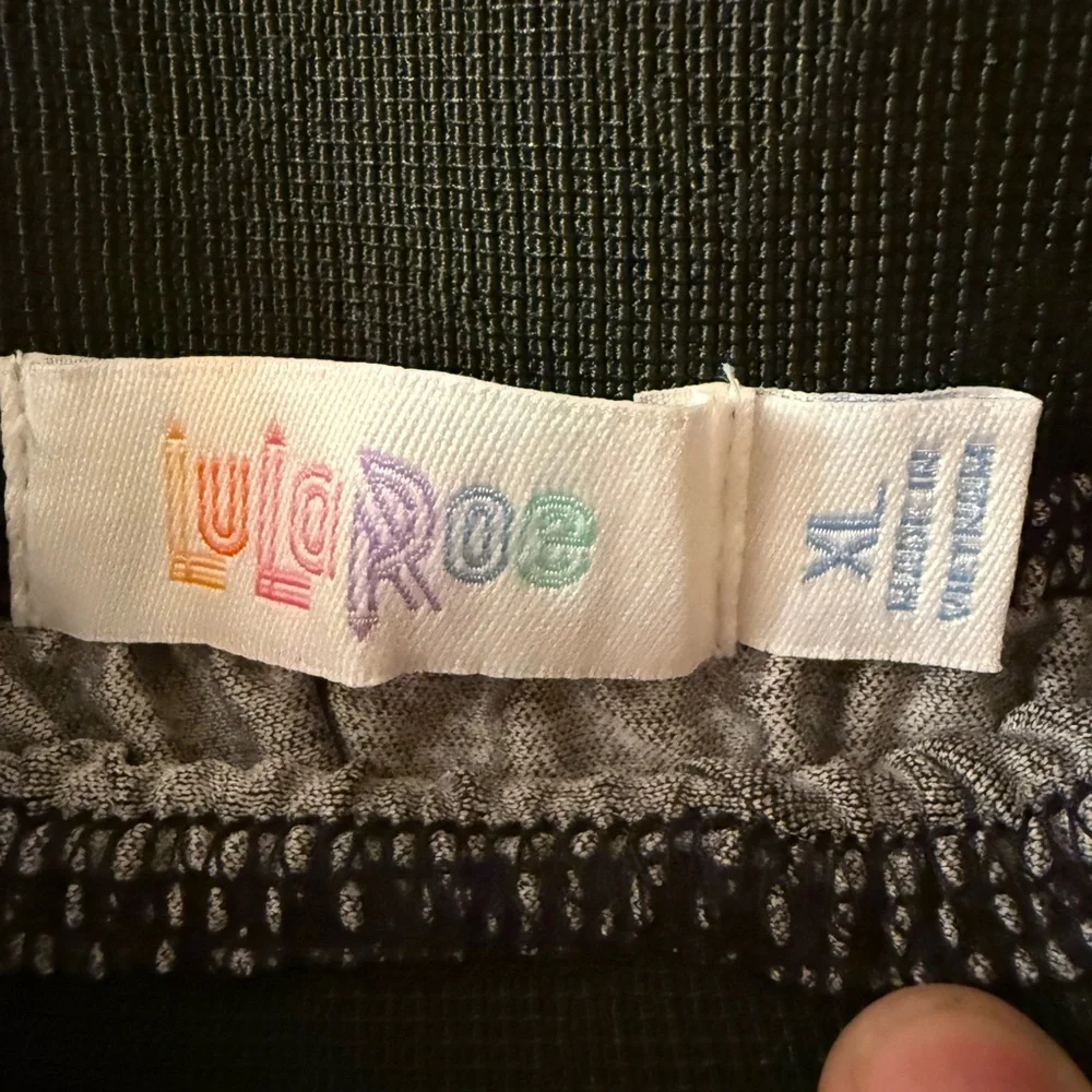 NWT LuLaRoe Lola Skirt - Size XL - Picture 6 of 6